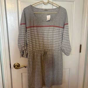 Banana Republic Gray and White Striped Tie-Waist Casual Dress with Red Accent